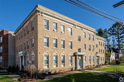 See Apartment 111 for rent at 105 S Main St in West Hartford, CT from 1250 plus find other available West Hartford apartments. . West hartford apartments for rent